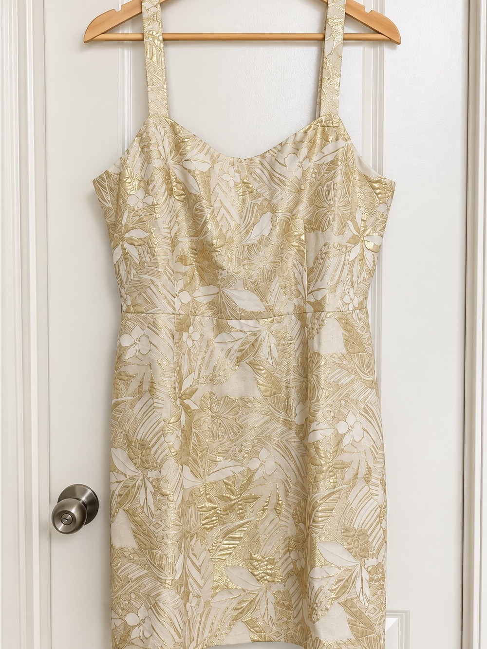 Lulu's Gold Floral Jacquard Midi Dress